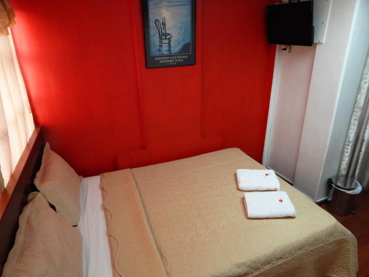 Hostal Imperial Quito Exterior foto