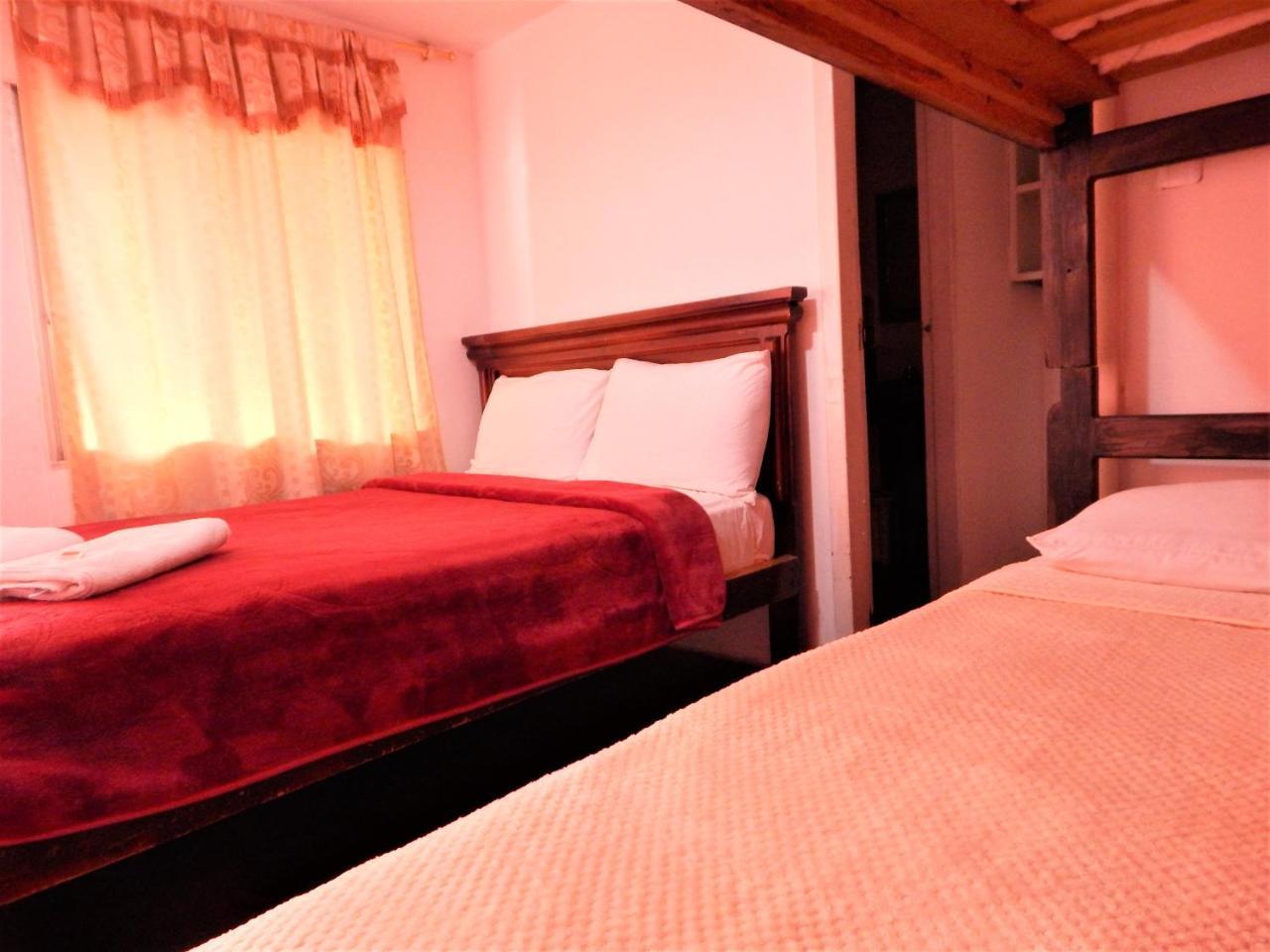 Hostal Imperial Quito Exterior foto
