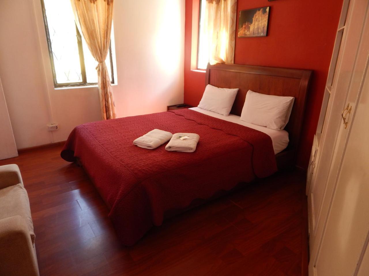 Hostal Imperial Quito Exterior foto